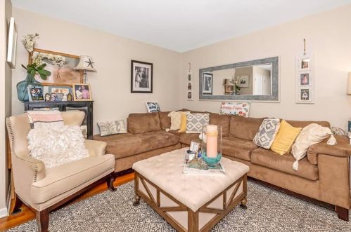 36 Grand Blvd, Valhalla NY 10595-1442 exterior