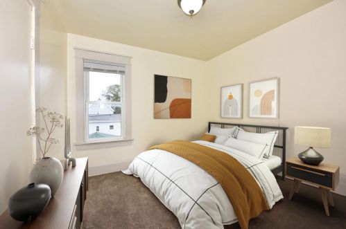 3460 Holton St, Milwaukee WI 53212-2935 exterior