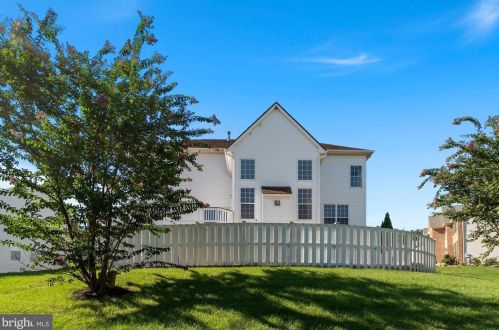 6149 Cobbs Rd, Alexandria VA 22310-1647 exterior