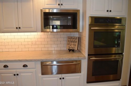 8332 10th Ave, Phoenix AZ  85021-5511 exterior