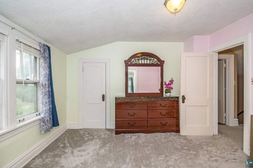 719 43 Ave, Duluth MN 55804-1920 exterior