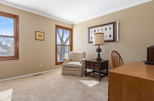 1080 Butler Dr, Bull Valley IL 60014-6927 exterior