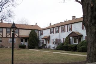 169 Rose St, Metuchen, NJ 08840-2645