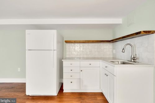 415 10 St, Washington DC 20003-2133 exterior