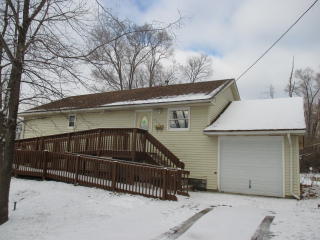 450 Melrose Ave, Aurora IL  60505-5600 exterior