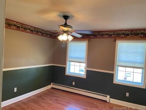 20 Frd Ln, Torrington CT 06790-7402 exterior