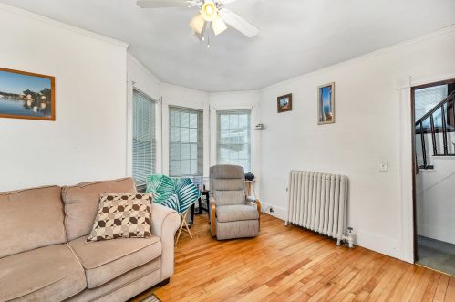 16 Chapel St, Concord NH 03301-4305 exterior