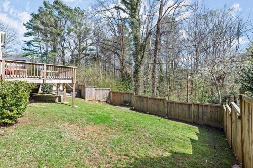 2930 Eleanor Ter, Atlanta GA  30318-6014 exterior