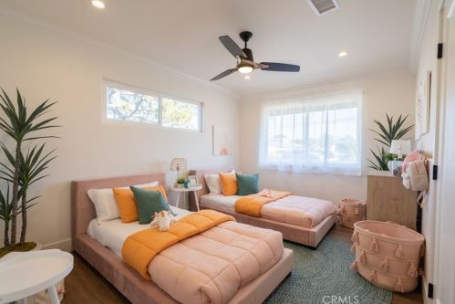 14291 Prospect Ave, Tustin CA  92780-2316 exterior