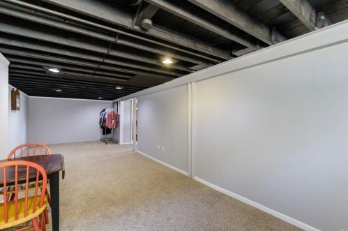 7148 Sharp Ave, Saint Louis MO 63116-3040 exterior