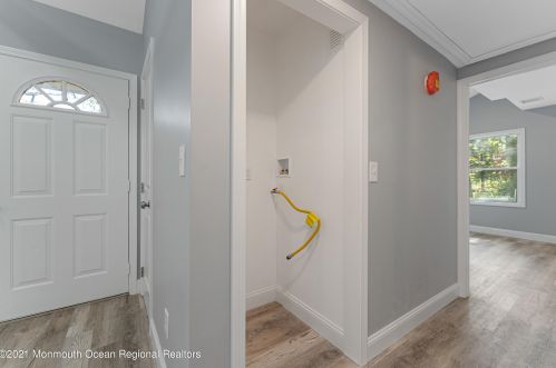 376 Barnegat Ave, Berkeley Township NJ  08721-1112 exterior