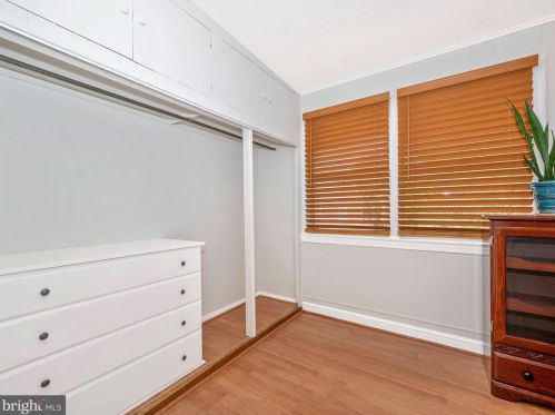 5520 Kansas Ave, Washington DC 20011-7224 exterior