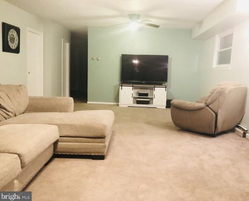 705 Walnut Ridge Est, Pottstown, PA 19464-3082