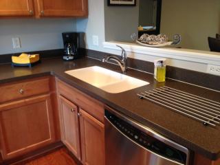 27859 Hopkins Dr, Novi MI  48377-2563 exterior