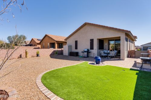 589 Rugged Cyn Dr, Green Valley AZ 85614-6188 exterior