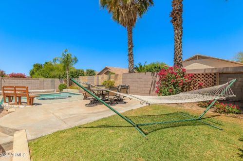 2892 Indian Wl Pl, Chandler AZ 85249-4915 exterior