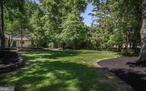 60 Mountainview Rd, Trenton, NJ 08628-1804