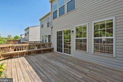 10417 Heathside Way, Rockville MD 20854-6344 exterior