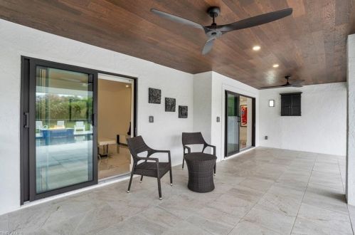 1919 Countess Ct, Naples FL 34110-1005 exterior