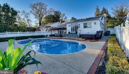 611 Gilmoure Dr, Silver Spring, MD 20901-2030