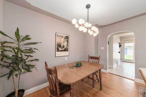 2919 Un Ave, Grand Rapids MI 49548-1215 exterior