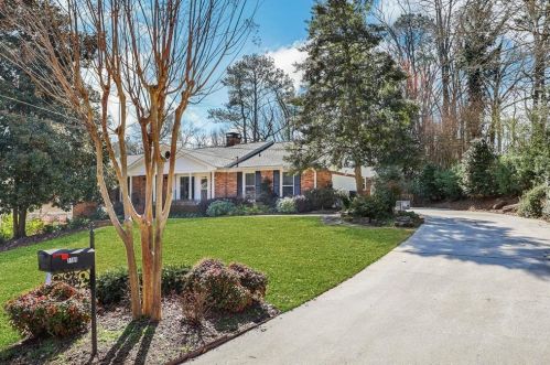 1189 Dunwoody Knl Dr, Atlanta GA 30338-3218 exterior