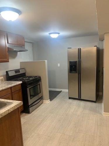 8444 Buffalo Ave, Chicago IL  60617-2609 exterior