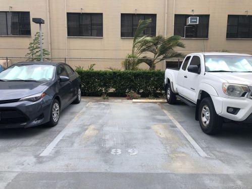 1215 Alexander St, Honolulu HI  96826-1237 exterior