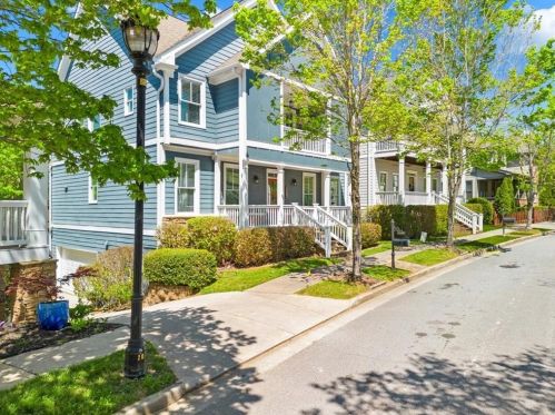 1732 Barfield Run, Atlanta GA  30318-2779 exterior