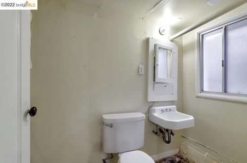 1616 Julia St, Berkeley CA 94703-2018 exterior