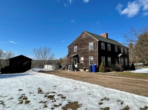 254 Jobs Hl Rd, Ellington CT 06029-2209 exterior