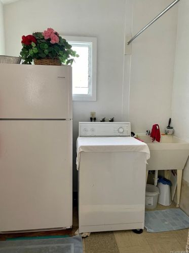 1125 Austin Ln, Honolulu HI 96817-4532 exterior