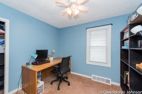 1321 Whiting St, Wyoming MI  49509-1052 exterior