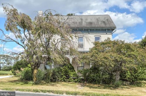 685 Gitts Run Rd, Hanover, PA 17331-9584