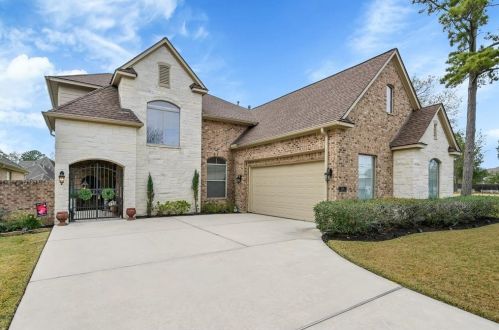 9333 Old River Ct, Montgomery, TX 77356-3920