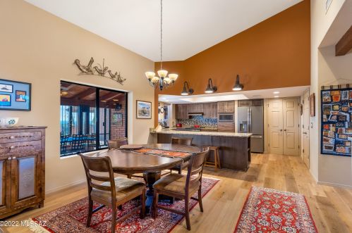 6822 Table Mtn Rd, Tucson AZ 85718-1328 exterior