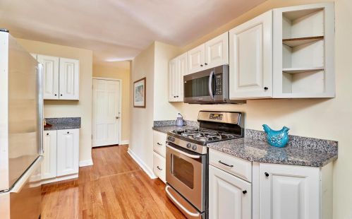 123 Holly Dr, Saint Louis MO 63119-4639 exterior