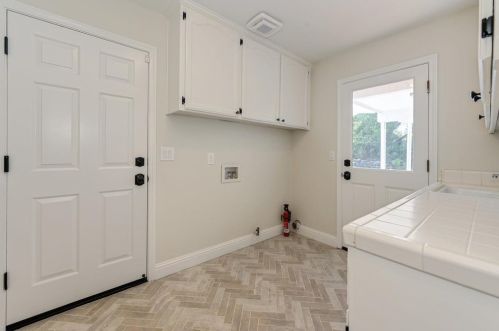 2327 Hartford Ct, Folsom CA 95762-5931 exterior