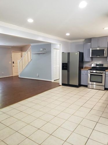 883 Timbervale Ln, Lithonia GA 30058-6013 exterior