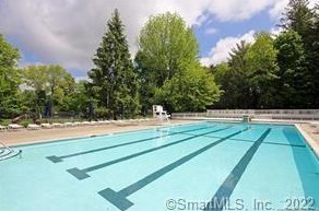 109 Holmes Rd, Ridgefield CT 06877-4304 exterior