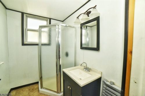 218 3rd St, Newark NJ  07107-2211 exterior