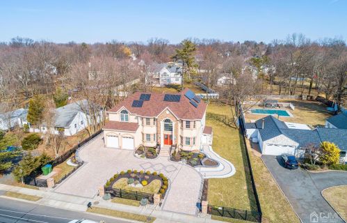 3889 Park Ave, Edison, NJ 08820-3015