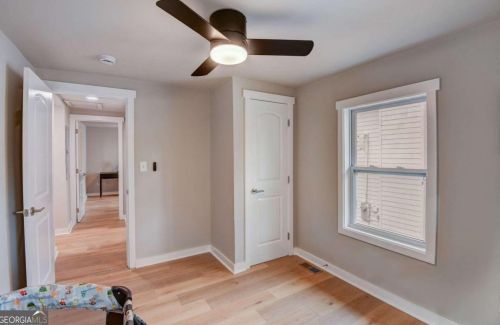 155 Hemphill School Rd, Atlanta GA  30331-1621 exterior