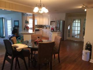 5340 Northland Dr, Atlanta GA  30342-2086 exterior