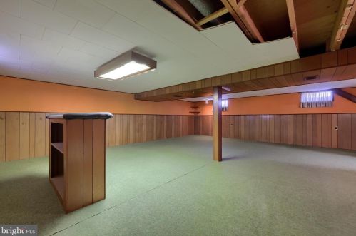 34 Corry Ave, Lancaster PA 17601-3933 exterior