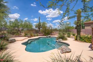 23010 52nd St, Phoenix, AZ 85054-7203