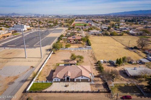 3605 69th Ave, Phoenix AZ 85043-3325 exterior