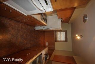 5802 Sprague St, Omaha NE  68104-2854 exterior