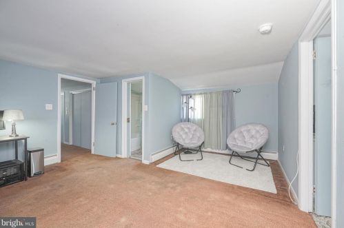 111 Oakland Ave, Camden NJ 08107-1212 exterior