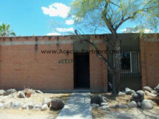 2448 2nd St, Tucson AZ  85719-4929 exterior